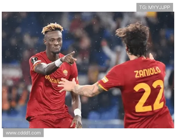 足球明星闪耀舞台精彩演出海报展现激情与魅力的视觉盛宴 足球明星闪耀舞台精彩演出海报展现激情与魅力的视觉盛宴